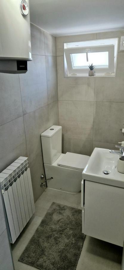 Sobe Majetic Hotel Bizovac Ngoại thất bức ảnh